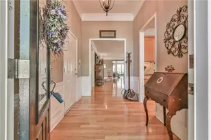 6304 Canebridge Ln, Hoschton, GA 30548 - Photo 3