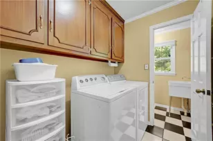 2016 Mountain Creek Dr, Stone Mountain, GA 30087 - Photo 45