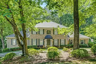 2016 Mountain Creek Dr, Stone Mountain, GA 30087 - Photo 5