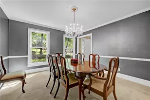 2016 Mountain Creek Dr, Stone Mountain, GA 30087 - Photo 9