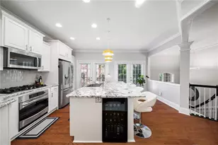 2872 Overlook Way NE, Atlanta, GA 30324 - Photo 9