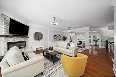 2872 Overlook Way NE, Atlanta, GA 30324 - Photo 13
