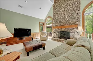 520 Mountainbrooke Circle, Stone Mountain, GA 30087 - Photo 11
