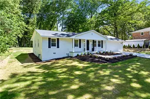 46 Hunting Creek Dr, Marietta, GA 30068 - Photo 3
