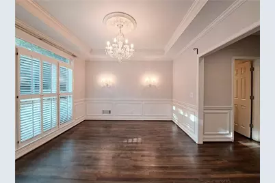 2242 Lenox Walk NE, Atlanta, GA 30319 - Photo 7