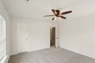 8967 Crest View Cir, Union City, GA 30291 - Photo 29