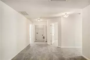 8967 Crest View Cir, Union City, GA 30291 - Photo 31