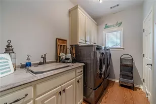 1409 Silver Thorne Ct, Loganville, GA 30052 - Photo 33