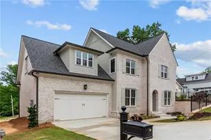 29 E Park St, Buford, GA 30518 - Photo 3