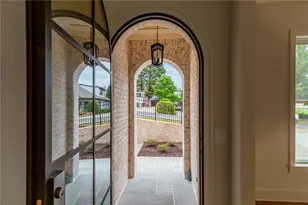 29 E Park St, Buford, GA 30518 - Photo 7