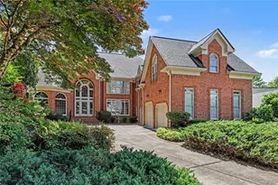 860 Club Chase Ln, Roswell, GA 30076 - Photo 11