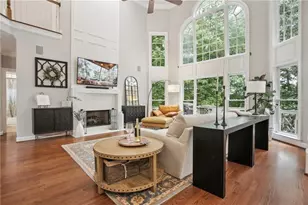 12480 Magnolia Cir, Alpharetta, GA 30005 - Photo 11