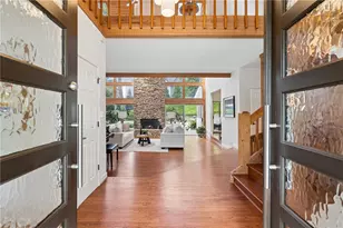 950 Ivy Falls Dr, Atlanta, GA 30328 - Photo 5