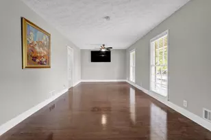 2681 Kings Circle, Lawrenceville, GA 30044 - Photo 7