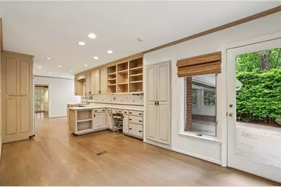 2898 Sequoyah Drive NW, Atlanta, GA 30327 - Photo 13