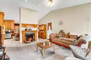 4184 Indian Forest, Stone Mountain, GA 30083 - Photo 7