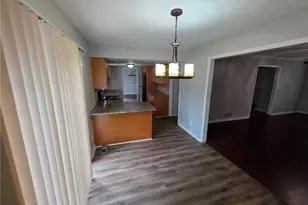 5051 Golfbrook Dr, Stone Mountain, GA 30088 - Photo 7
