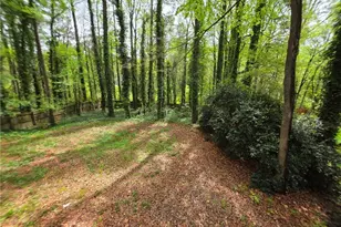 5051 Golfbrook Dr, Stone Mountain, GA 30088 - Photo 17
