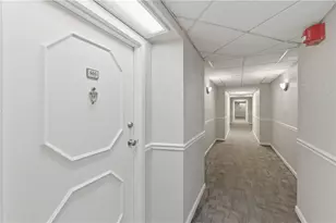 2479 Peachtree Rd NE, Atlanta, GA 30305 - Photo 1