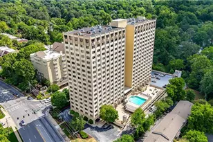 2479 Peachtree Rd NE, Atlanta, GA 30305 - Photo 33