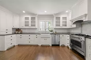 1785 Meadowdale Ave NE, Atlanta, GA 30306 - Photo 17