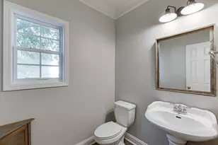 821 Sapphire Ln, Sugar Hill, GA 30518 - Photo 5