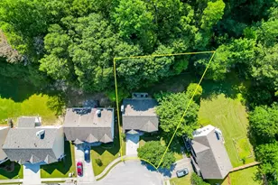 821 Sapphire Ln, Sugar Hill, GA 30518 - Photo 29