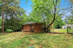 1372 Peggy Ln NW, Conyers, GA 30012 - Photo 33