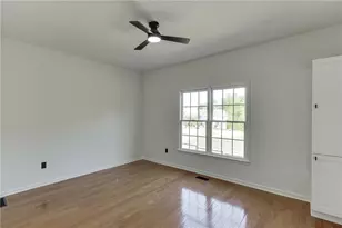 5821 Chalet Way, Hoschton, GA 30548 - Photo 33