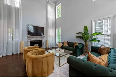 502 Waterford Road NW, Atlanta, GA 30318 - Photo 7