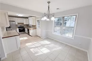 5690 Hollow Ridge Ln, Norcross, GA 30071 - Photo 9