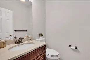 880 Walnut Creek Dr NW, Lilburn, GA 30047 - Photo 29