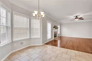 880 Walnut Creek Dr NW, Lilburn, GA 30047 - Photo 21