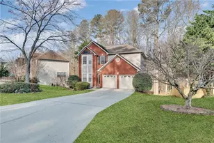 880 Walnut Creek Dr NW, Lilburn, GA 30047 - Photo 3