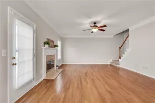 880 Walnut Creek Dr NW, Lilburn, GA 30047 - Photo 27