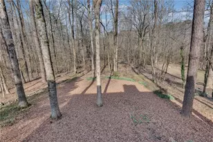 880 Walnut Creek Dr NW, Lilburn, GA 30047 - Photo 55