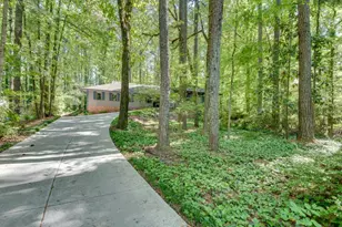 3684 Hunting Ridge Dr SW, Lilburn, GA 30047 - Photo 3
