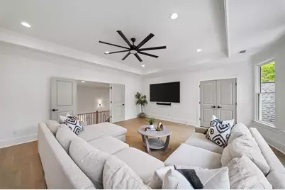 4970 Lake Forrest Drive, Atlanta, GA 30342 - Photo 39