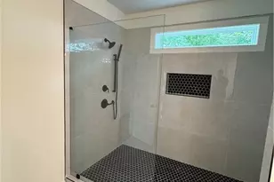 580 Glendale Rd, Scottdale, GA 30079 - Photo 25
