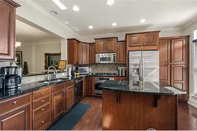 2852 Overlook Court NE, Atlanta, GA 30324 - Photo 7