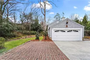 332 Brentwood Dr NE, Atlanta, GA 30305 - Photo 33