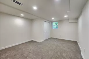 2877 Pine Needle Dr, Atlanta, GA 30344 - Photo 21