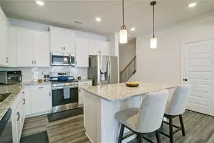 321 Skye Ln, Cartersville, GA 30121 - Photo 1