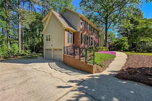 1568 Milford Creek Ln SW, Marietta, GA 30008 - Photo 5
