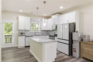 4322 Buford Valley, Buford, GA 30518 - Photo 9