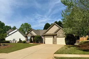6920 River Island Cir, Buford, GA 30518 - Photo 3