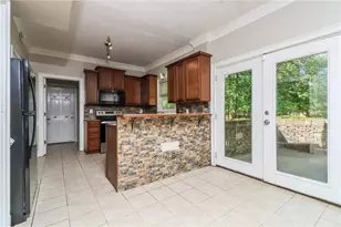 5280 Oglethorpe Ct, Powder Springs, GA 30127 - Photo 9