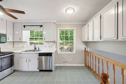 2845 Wood Forest, Marietta, GA 30066 - Photo 11