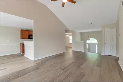 3168 Meadow Point Drive, Snellville, GA 30039 - Photo 5