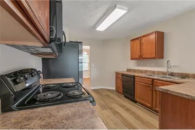 3168 Meadow Point Drive, Snellville, GA 30039 - Photo 7